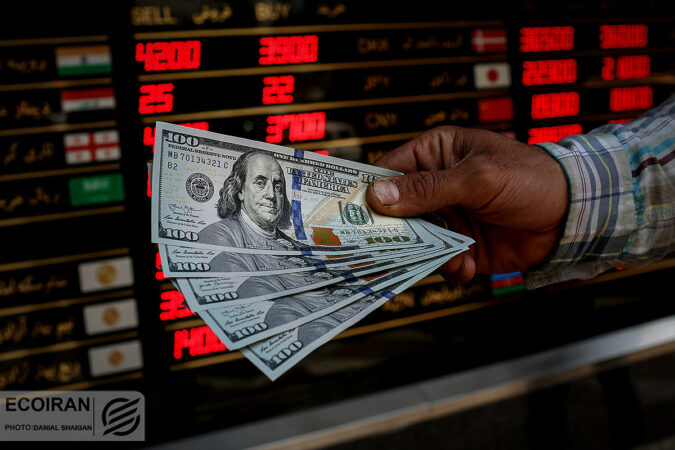 حباب سکه کاهش یافت / استقبال بازار سهام از گروه بانکی حباب سکه کاهش یافت / استقبال بازار سهام از گروه بانکی