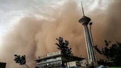 رعد و برق در تهران؛ پیش بینی گرد و خاک شدید برای پایتخت در روزهای آینده