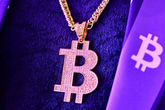 پیشبینی صعود قیمت بیتکوین به سطح 229 هزار دلار پیشبینی صعود قیمت بیتکوین به سطح ۲۲۹ هزار دلار