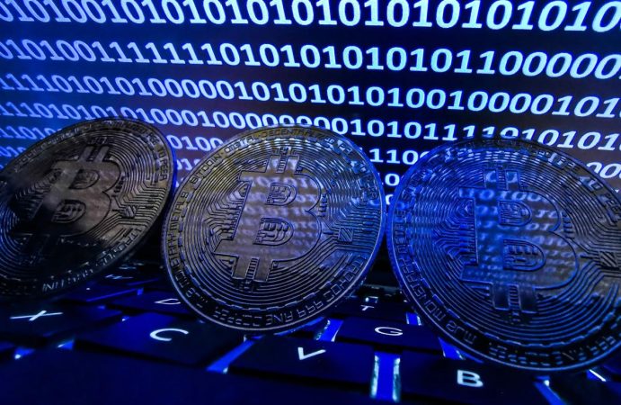 خیز بزرگ بیتکوین با چاشنی رکوردشکنی؛ مقصد بعدی 150 هزار دلار است؟ خیز بزرگ بیتکوین با چاشنی رکوردشکنی؛ مقصد بعدی ۱۵۰ هزار دلار است؟