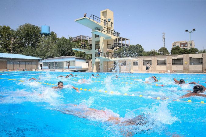 مسمومیت دستهجمعی در استخر همدان مسمومیت دستهجمعی در استخر همدان