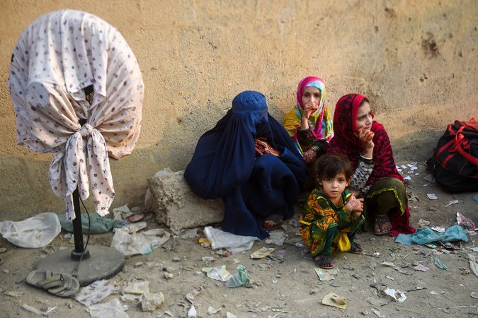 ممنوعیت هرگونه واگذاری ملک و مغازه به اتباع غیرمجاز خارجی ممنوعیت هرگونه واگذاری ملک و مغازه به اتباع غیرمجاز خارجی