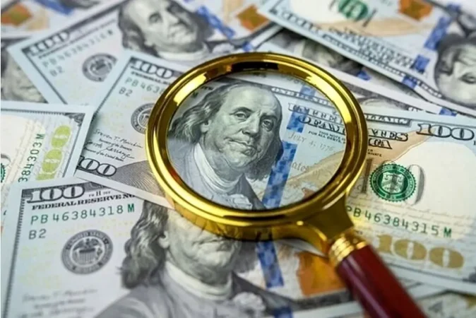 قیمت دلار در بازار آزاد فاز سقوط گرفت (۱ مهر ۱۴۰۴)