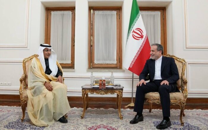 دیدار  معاون وزیر خارجه عربستان با عراقچی