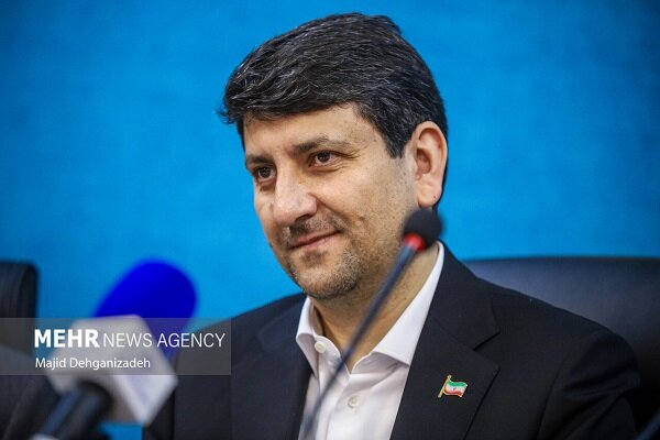 وزیر ارتباطات: بسیج ریشه در زندگی مردم دارد