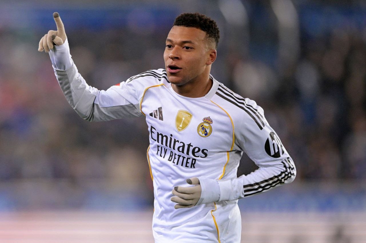 بازگشت بنزما به رئال در بازی مقابل آلاوس!