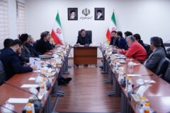 مخبر: جلوگیری از خام‌فروشی، راهکار اصلی رونق صنعت پتروشیمی است
