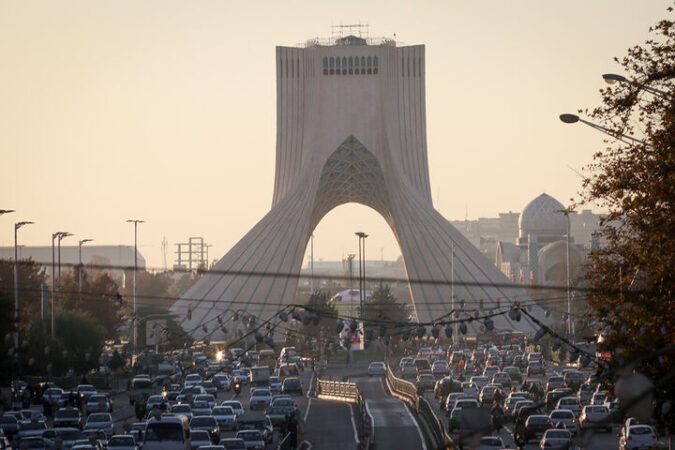 وضعیت آلودگی هوای تهران: قابل قبول اما در مرز آلودگی