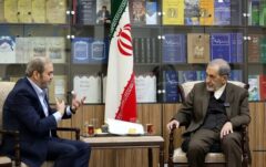 ولایتی: جمهوری اسلامی ایران با قاطعیت از حزب‌الله حمایت می‌کند