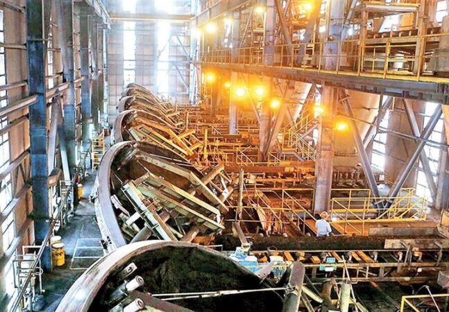 شکاف عمیق میان صنایع صادراتی و داخلی