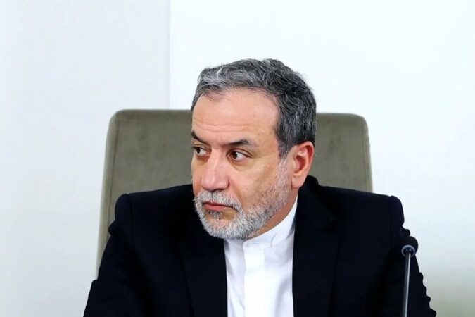 وزارت خارجه در حال جمع آوری مستندات برای پیگیری غرامت جنگ ۱۲ روزه است