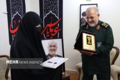 تجلیل فرمانده کل سپاه از شهید حسین سلامی و اعطای درجه سپهبدی