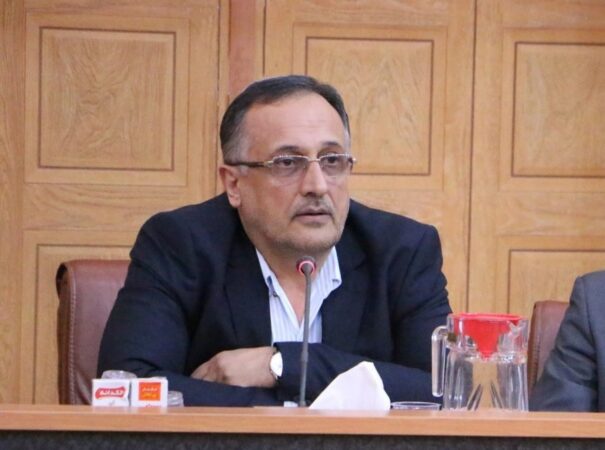 مسئولیت جهش دلار، با مدافعان ارز ترجیحی است