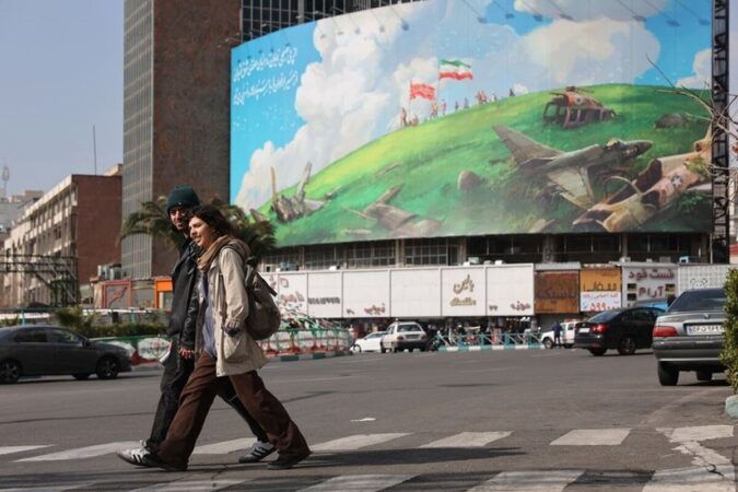 نگاه بازارها به مذاکرات ایران و آمریکا/ بورس‌ها زیر سایه سیاست