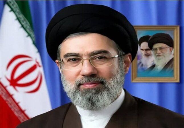 بیعت ۷۰ هزار استاد دانشگاه با رهبر جدید انقلاب