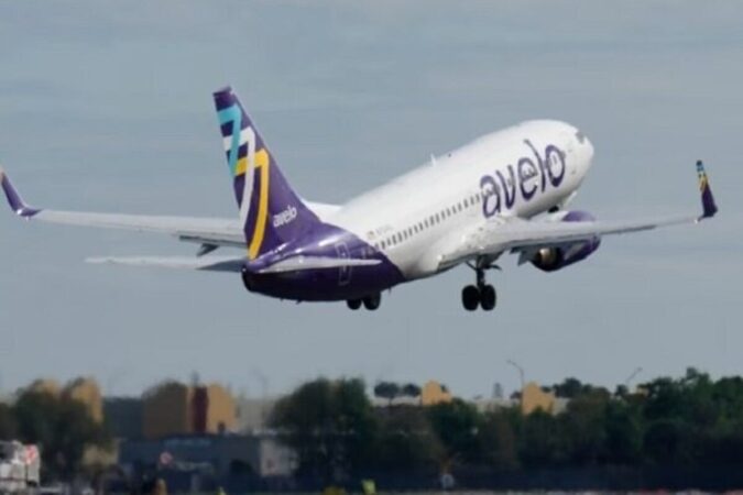 کمک اضطراری به خطوط هوایی آمریکا؛ جبران افزایش قیمت سوخت جت با بودجه دولت