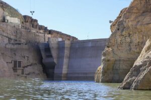 گرمای شدید در راه تهران/ زنگ خطر کم آبی در پایتخت به صدا در آمد