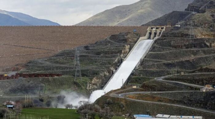 یکی دیگر از سدهای کشور سرریز شد