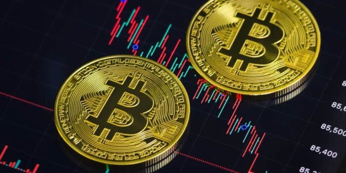 بیت‌کوین از جمع ۱۰ دارایی برتر کنار رفت / خریدار‌ها در تله سقوط
