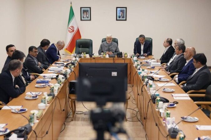 دستور عارف برای برنامه‌ریزی در تراز یک قدرت بزرگ