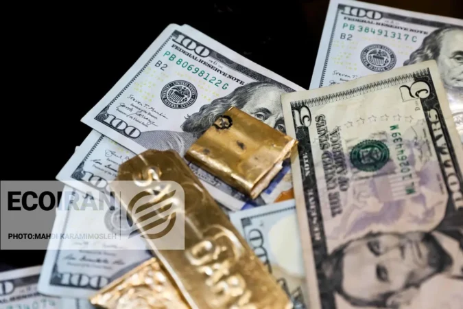 قیمت طلا و دلار امروز دوشنبه ۸تیر/کاهش طلا، افزایش دلار + جدول