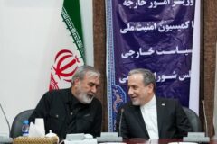 نشست مشترک اعضای کمیسیون امنیت ملی مجلس با وزیر امور خارجه