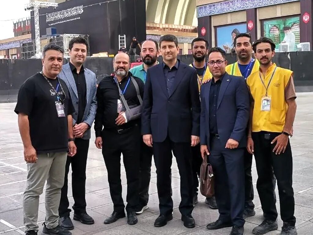 بیش از ۶۰۰۰ عملیات فنی ایرانسل برای پایداری ارتباطات در تشییع رهبر شهید بیش از ۶۰۰۰ عملیات فنی ایرانسل برای پایداری ارتباطات در تشییع رهبر شهید