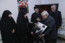 دیدار اعضای دفتر حفظ ونشر آثار رهبر شهید با خانواده سرلشکر شهیدسلیمانی