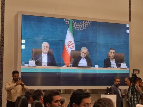 بزرگراه شهید رئیسی اصفهان توسط رئیس‌جمهور به بهره‌برداری رسید