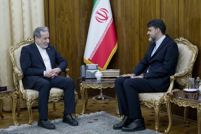 دیدار سرکنسول جدید جمهوری اسلامی ایران در بصره با عراقچی
